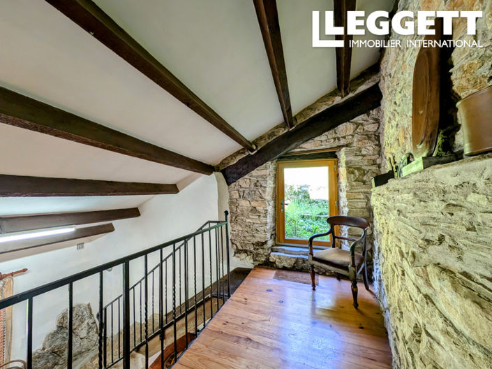 Image No.9-4 Bed House for sale