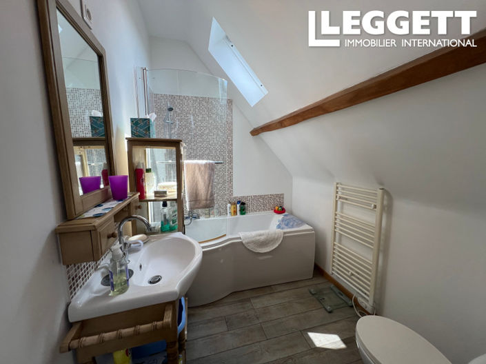 Image No.9-3 Bed House for sale