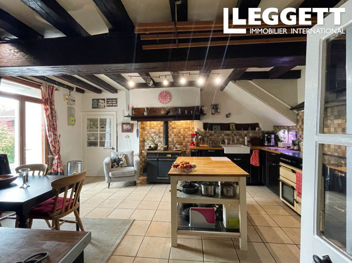 Image No.3-4 Bed House for sale