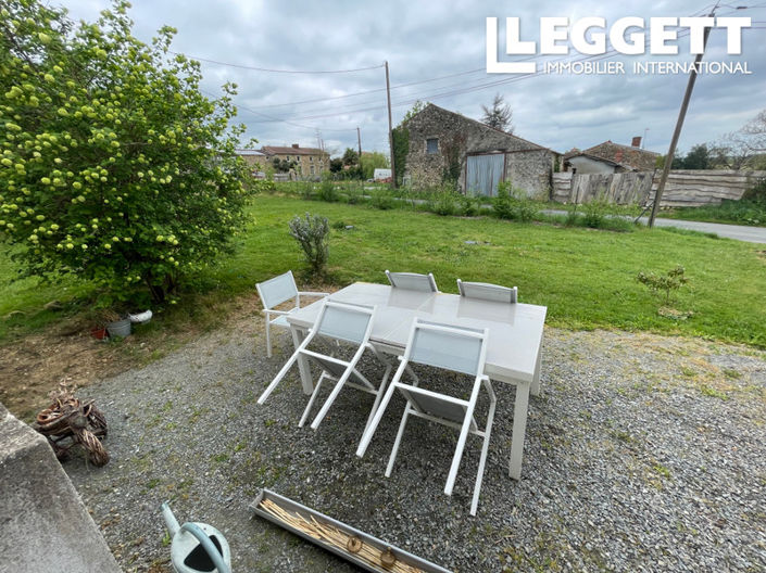 Image No.9-3 Bed House for sale