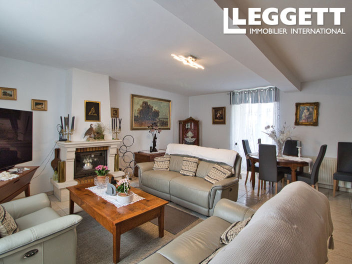 Image No.2-3 Bed House for sale