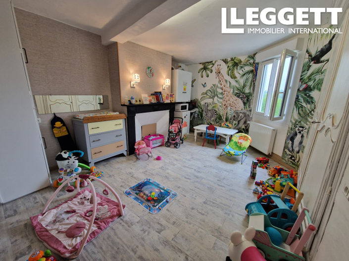 Image No.9-3 Bed House for sale