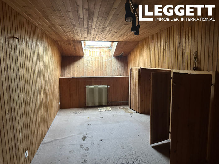 Image No.7-5 Bed House for sale