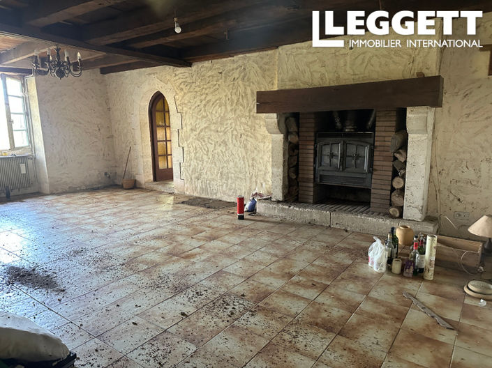 Image No.9-5 Bed House for sale