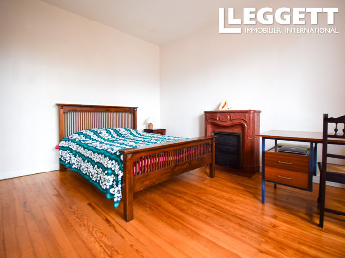 Image No.2-3 Bed House for sale