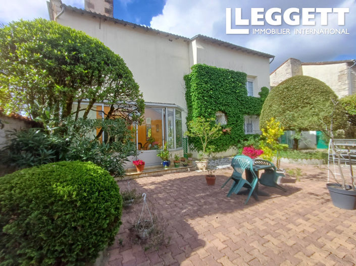 Image No.1-4 Bed House for sale