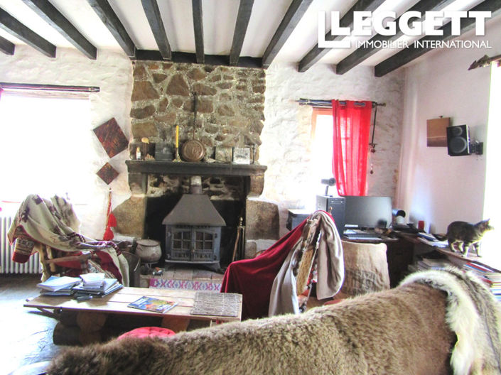 Image No.6-3 Bed House for sale