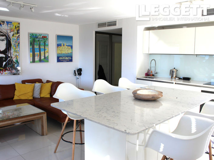 Image No.4-2 Bed Apartment for sale