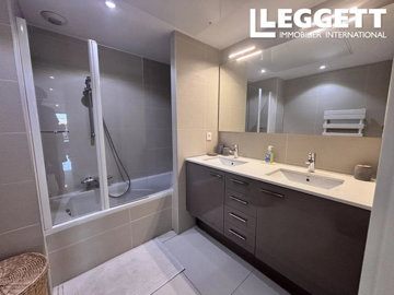 ahr0chm6ly9jzg4uagvzdglhlmltbw8vaw1hz2uvvevom