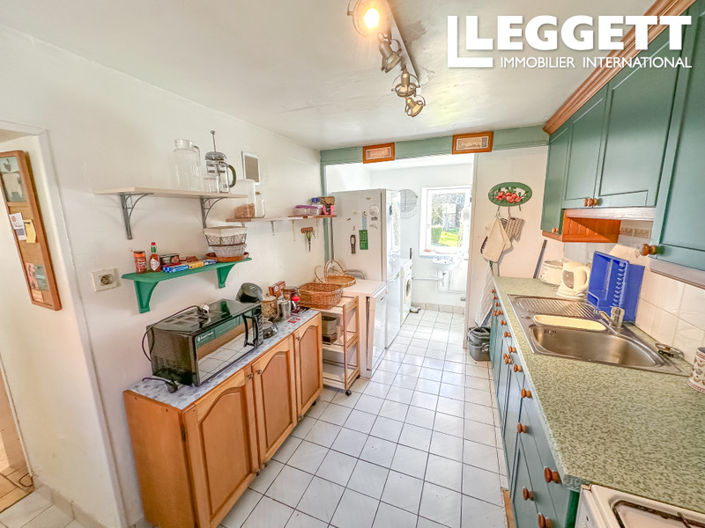 Image No.6-2 Bed House for sale