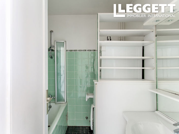 Image No.9-2 Bed Apartment for sale