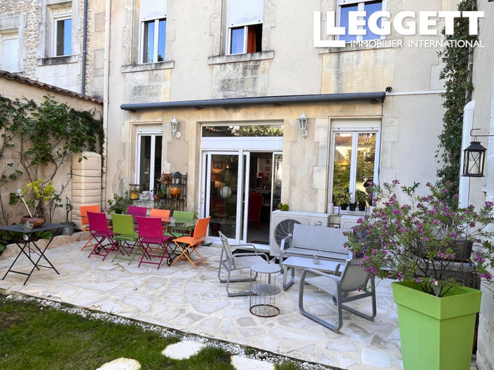 Image No.1-6 Bed House for sale