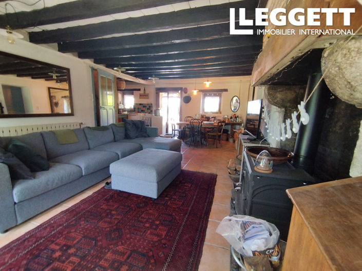 Image No.3-10 Bed House for sale