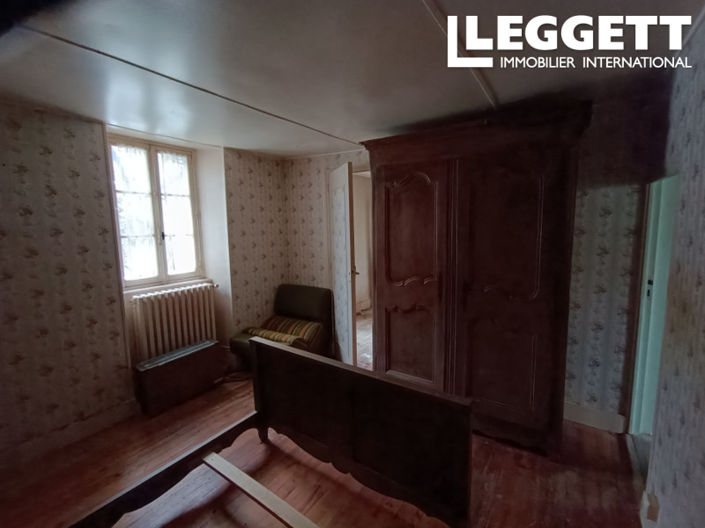 Image No.9-4 Bed House for sale