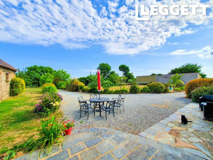 Image No.10-5 Bed House for sale