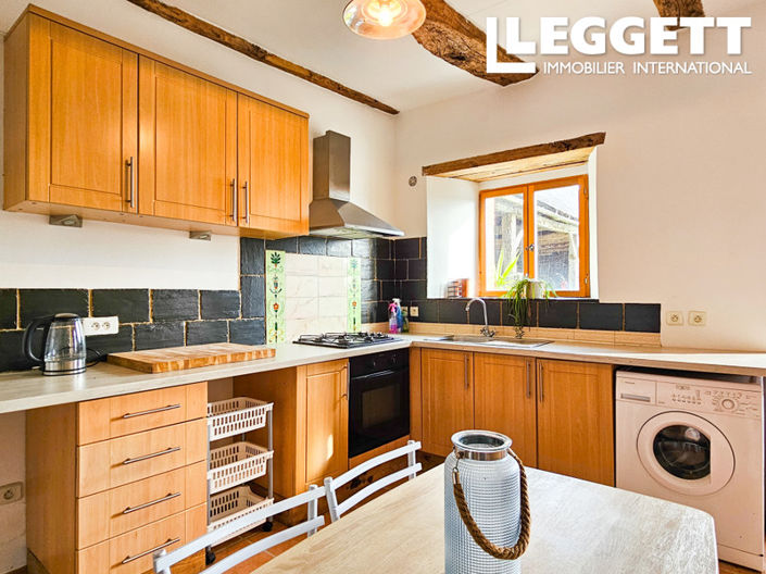 Image No.8-5 Bed House for sale