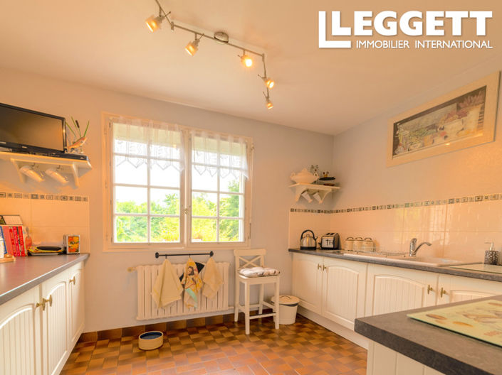 Image No.4-4 Bed House for sale