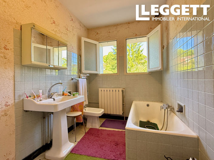 Image No.7-3 Bed House for sale