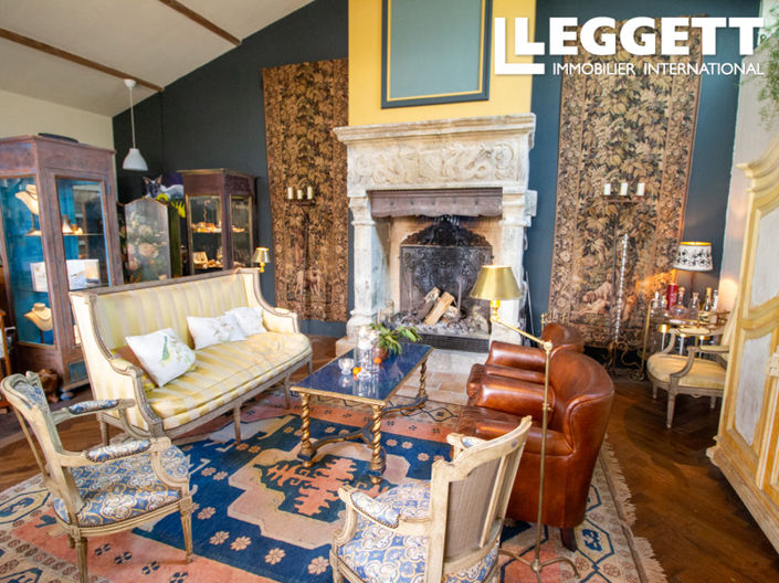 Image No.10-3 Bed House for sale