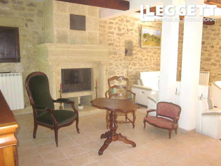 Image No.4-8 Bed House for sale