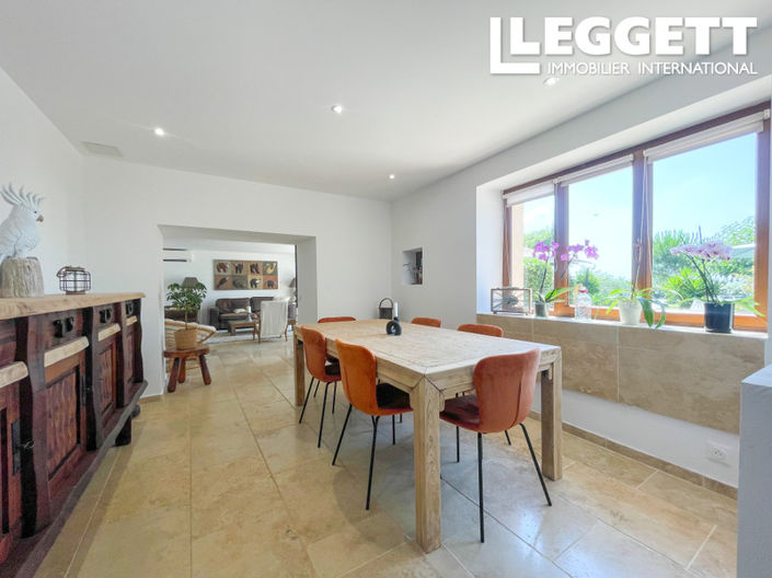 Image No.4-4 Bed House for sale