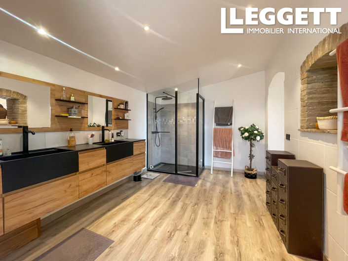 Image No.7-4 Bed House for sale