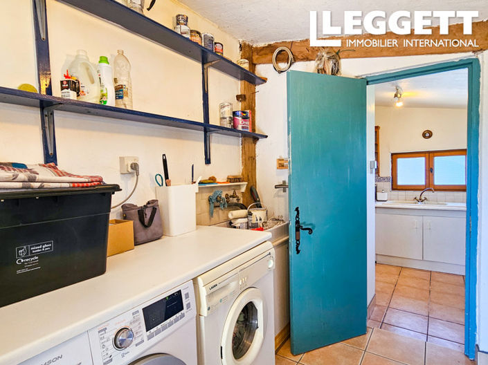 Image No.6-2 Bed House for sale