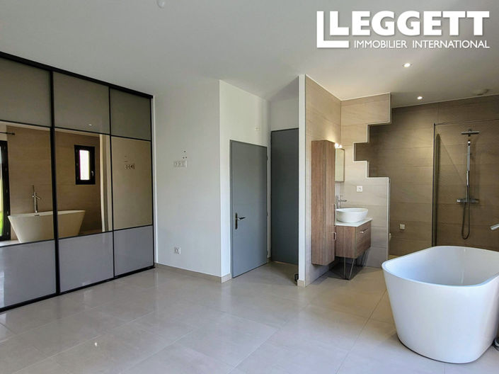 Image No.5-4 Bed House for sale