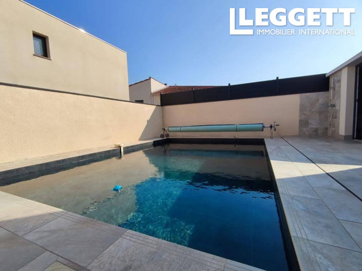 Image No.9-4 Bed House for sale