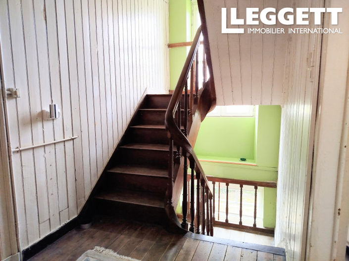 Image No.6-4 Bed House for sale