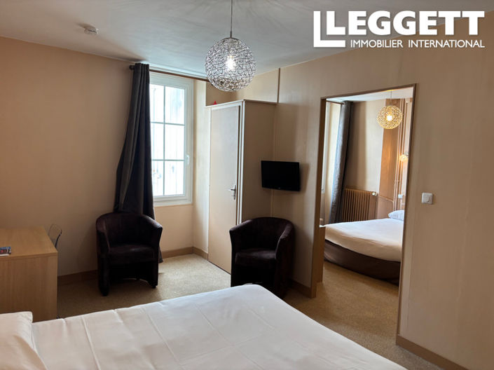 Image No.10-13 Bed House for sale