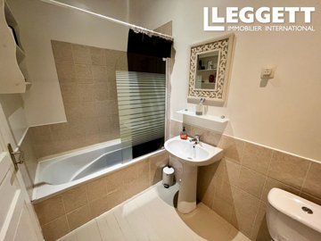 ahr0chm6ly9jzg4uagvzdglhlmltbw8vaw1hz2uvvevom