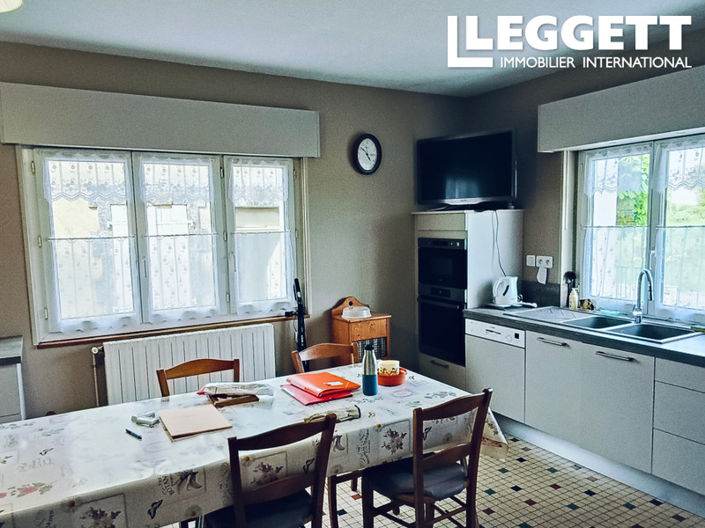 Image No.3-5 Bed House for sale