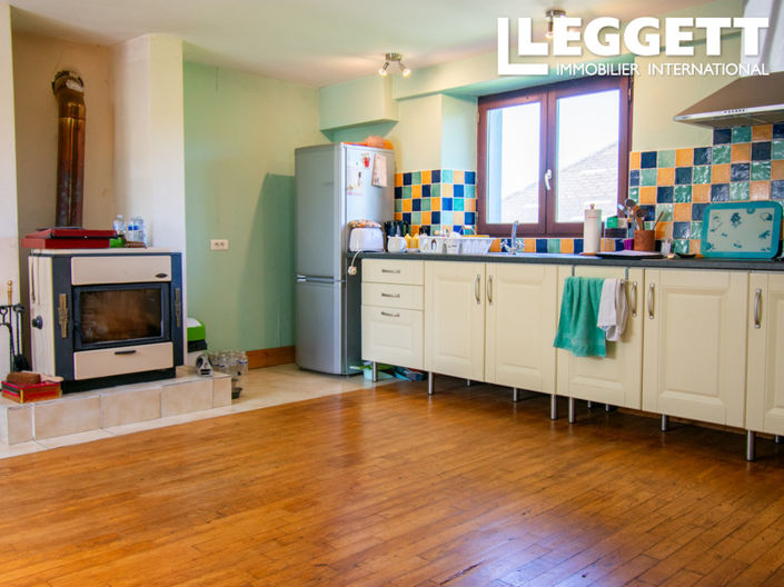 Image No.4-2 Bed House for sale