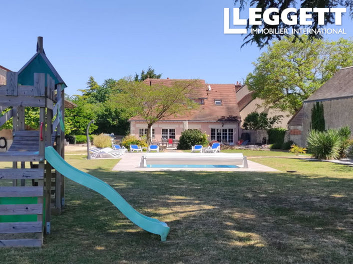 Image No.9-8 Bed House for sale