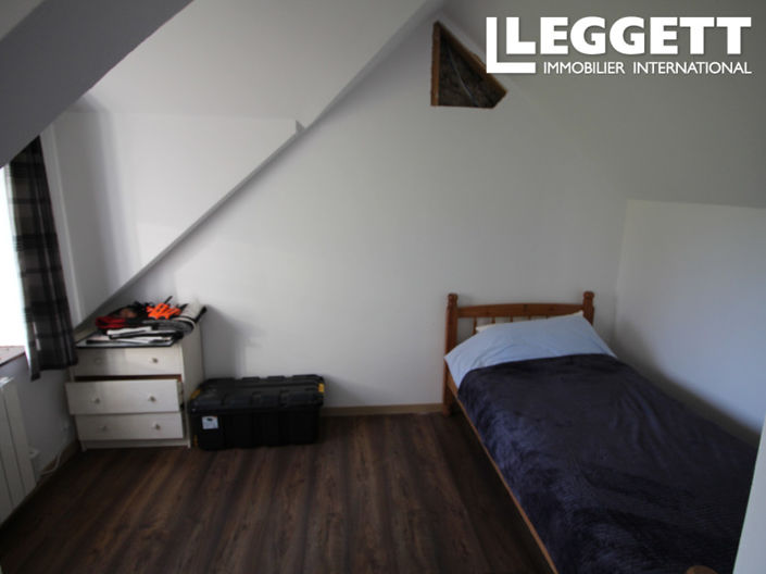 Image No.10-4 Bed House for sale