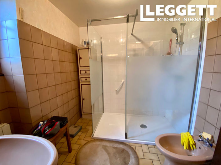 Image No.7-2 Bed House for sale