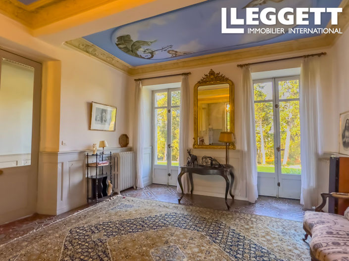 Image No.5-14 Bed Chateaux for sale