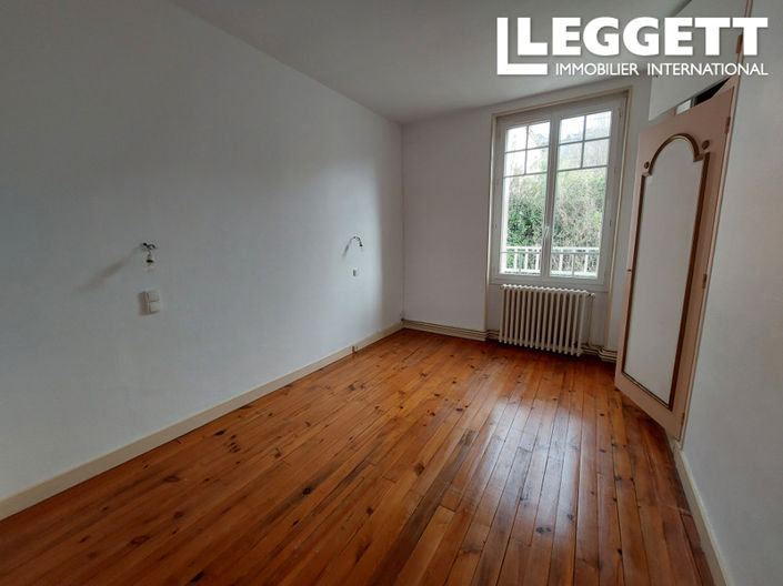 Image No.6-3 Bed House for sale