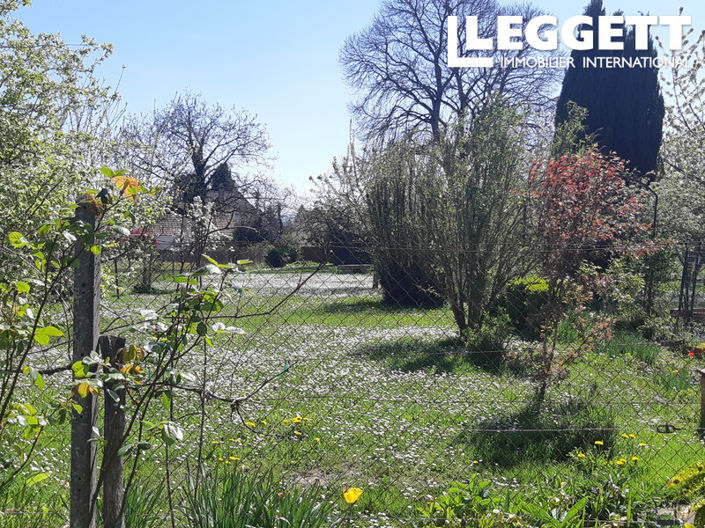 Image No.10-3 Bed House for sale