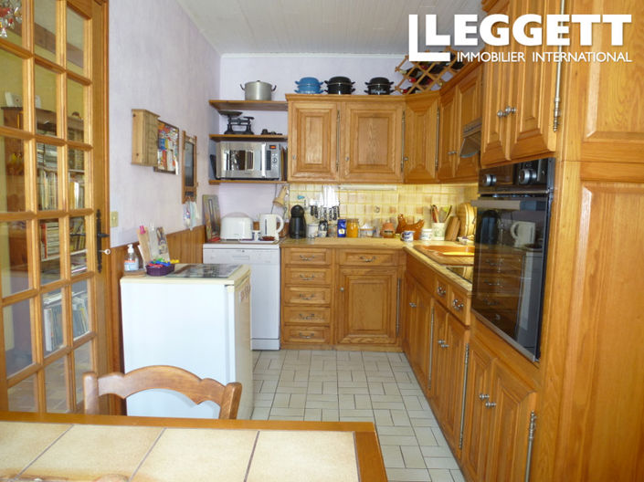 Image No.6-3 Bed House for sale