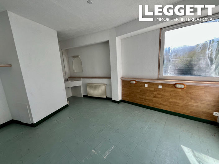 Image No.6-House for sale