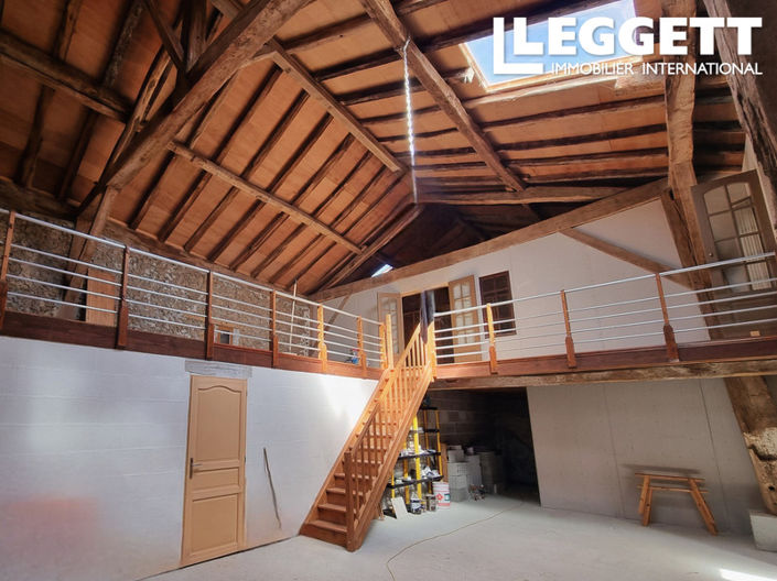 Image No.9-2 Bed Bar for sale