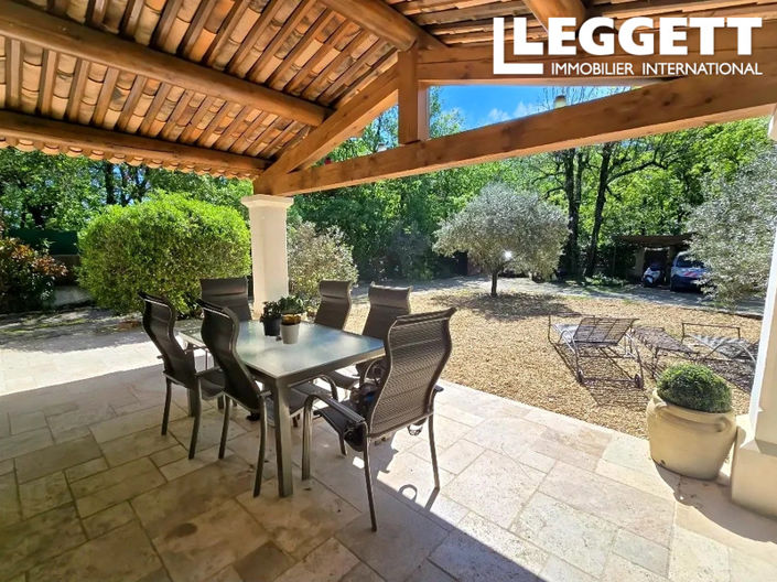 Image No.2-4 Bed House for sale