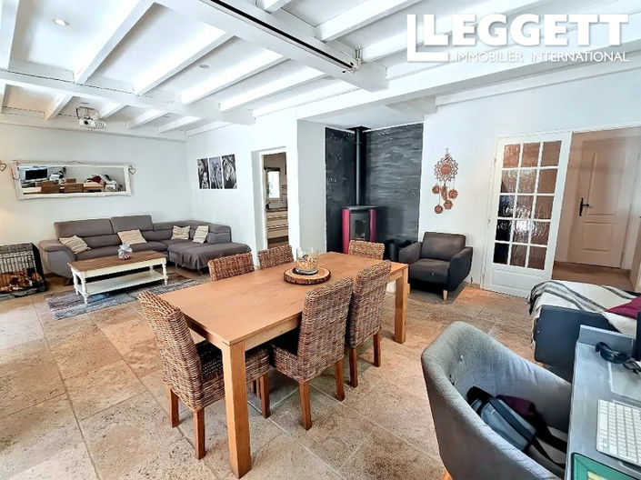 Image No.3-4 Bed House for sale