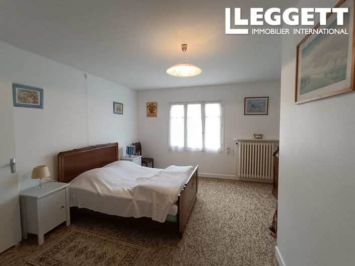 Image No.10-4 Bed House for sale