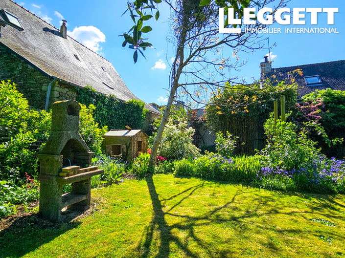 Image No.6-9 Bed House for sale