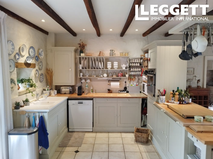 Image No.4-4 Bed House for sale