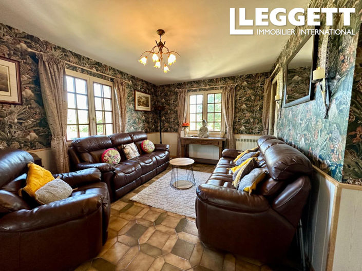 Image No.6-4 Bed House for sale