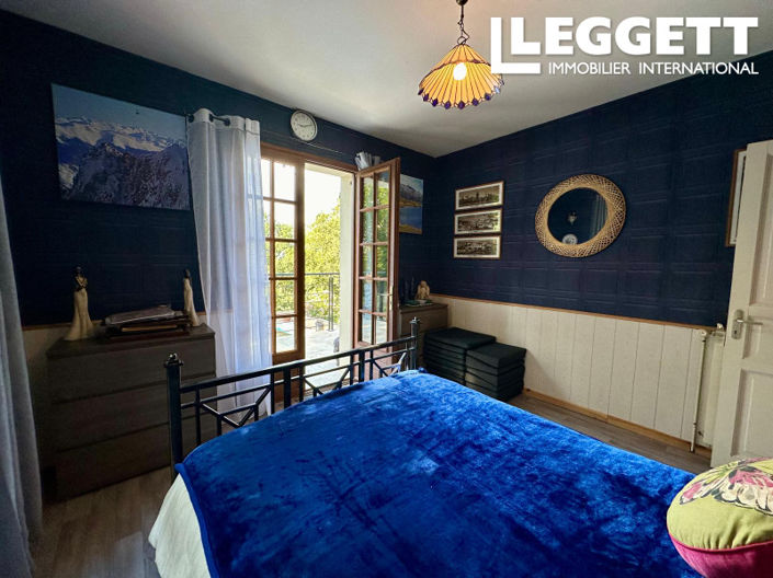 Image No.9-4 Bed House for sale